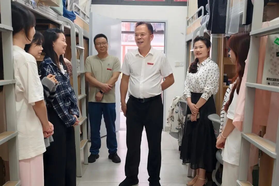 书香润初心 爱心助巾帼——我院举办《习近平走进百姓家》（第二辑）主题读书会